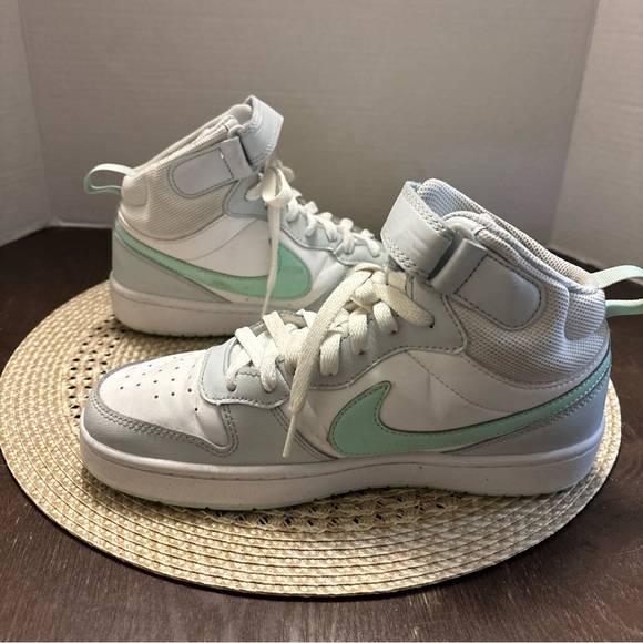Other - NIKE COURT BOROUGH 2 MID PUREPLATINUM MINT FOAM SHOES Size 6Y